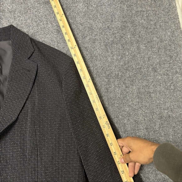 Giorgio Armani Men’s Virgin Wool Coat Sz 54R - Picture 10 of 16